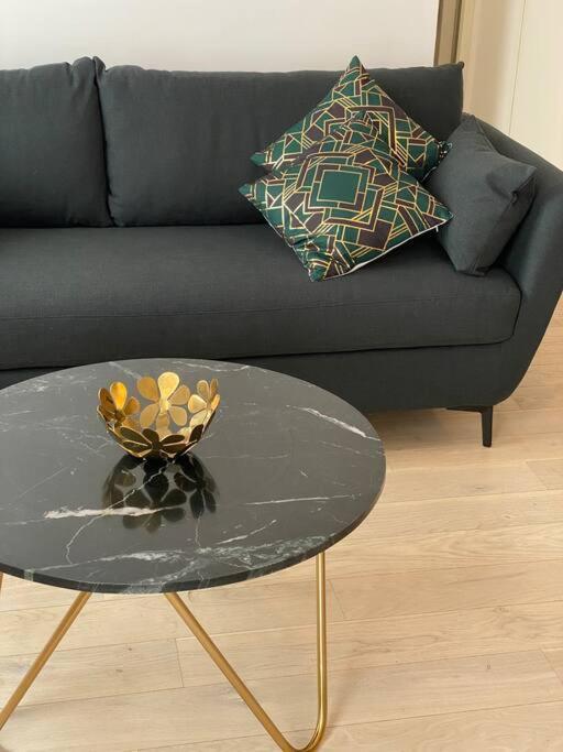 Brand New 1 Bedroom Flat With Parking- 5 Min Paris Pte De Versailles Issy-les-Moulineaux Zewnętrze zdjęcie